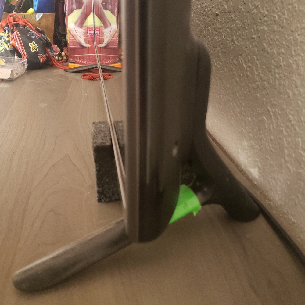 Small TV- LG 32in. - Picture 3 of 3